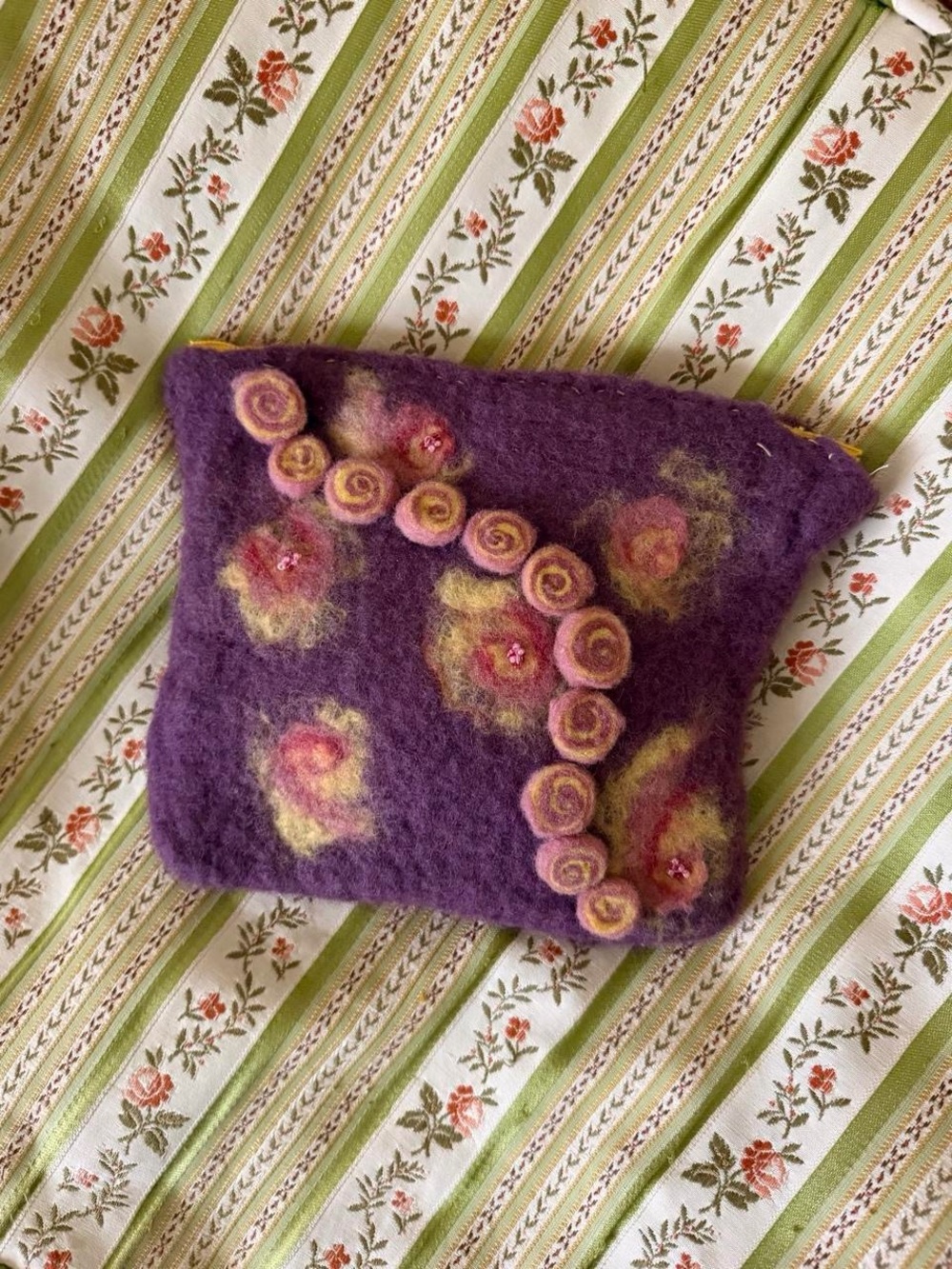 Vintage Handmade Felted Floral Zipper Pouch